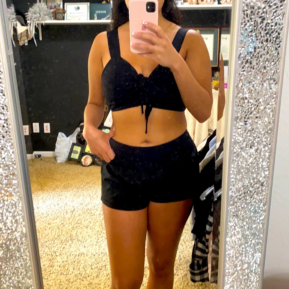 Black crop top - Picture 5 of 5